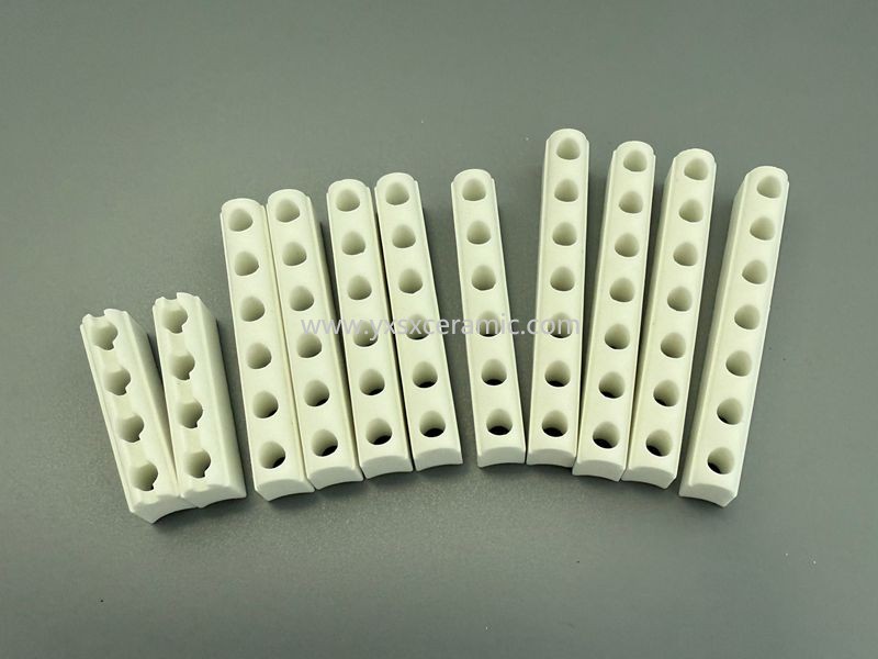 션싱 세라믹 1-8홀 발열 저항 절연체 활석 세라믹 스틱 (밴드 히터용) - Yixing Shenxing